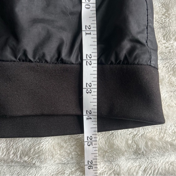 The North Face Womens XS Charcoal Windbreaker / Coat Underlayer - Picture 4 of 6